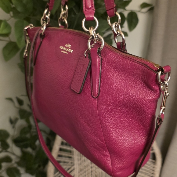 Coach Pink Kelsey Shoulder or Crossbody Bag F36675 - Picture 2 of 9